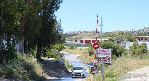 El PP de Mijas hará un puente sobre el río Gomenaro