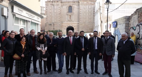El barrio del Perchel sur luce una renovada Ancha del Carmen