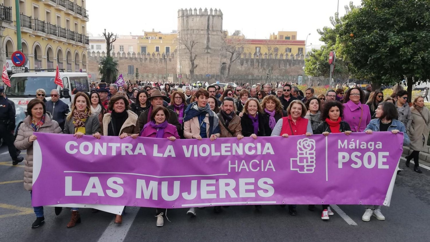 El PSOE  advierte al tripartito de derechas que no permitirá que se de 