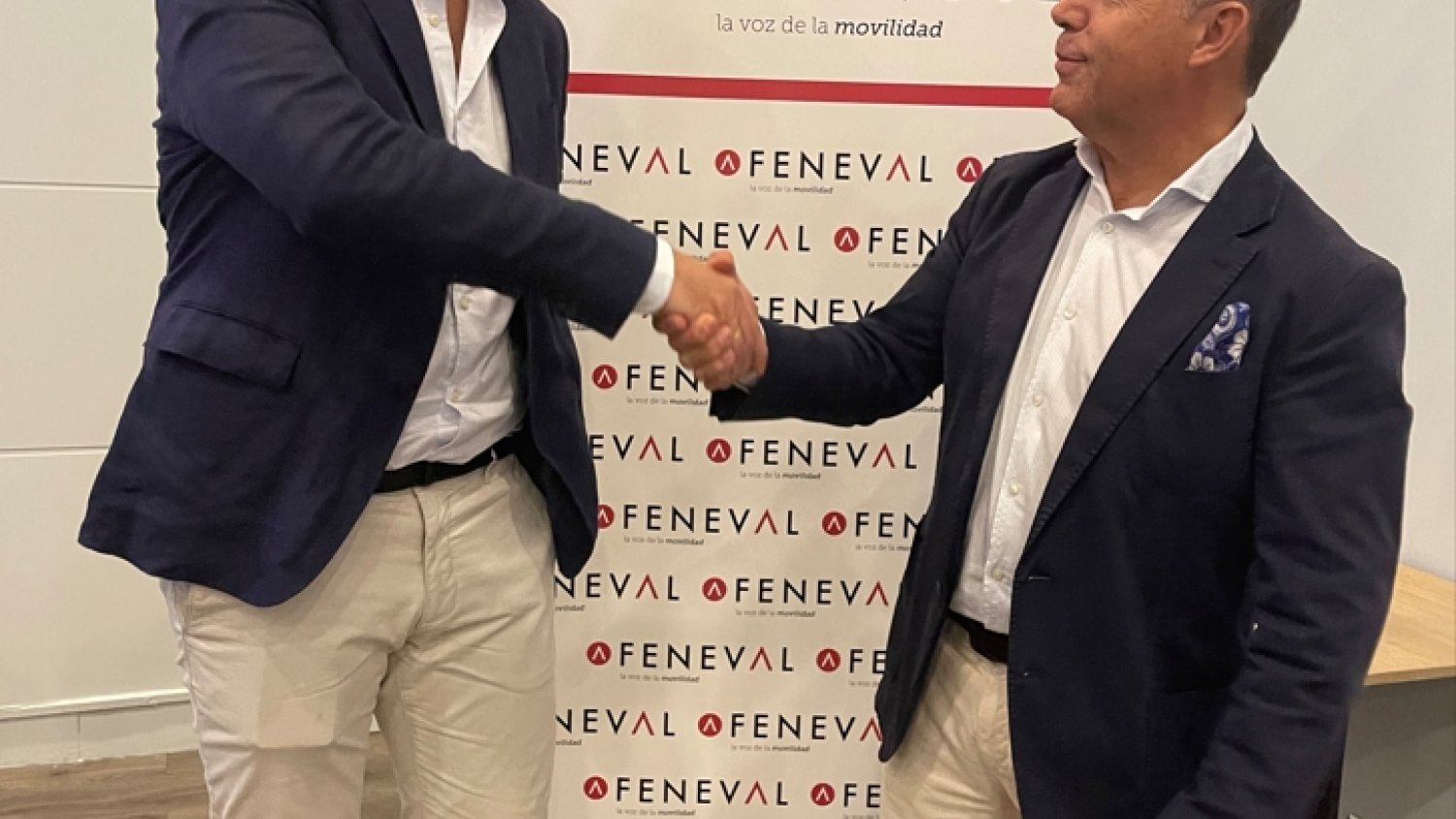 Drivelock firma un acuerdo de colaboración con Feneval y Direbús
