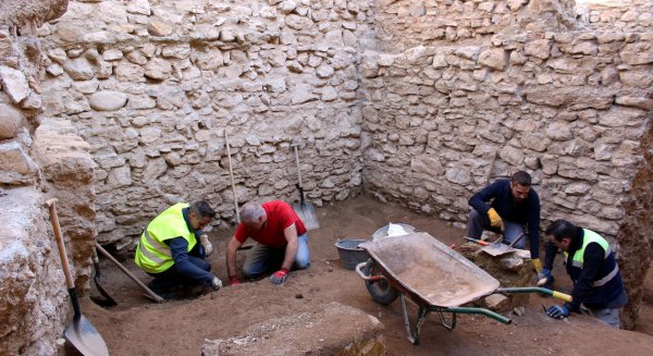 El Ayuntamiento inicia los trabajos arqueológicos para recuperar el Castillo de San Luis