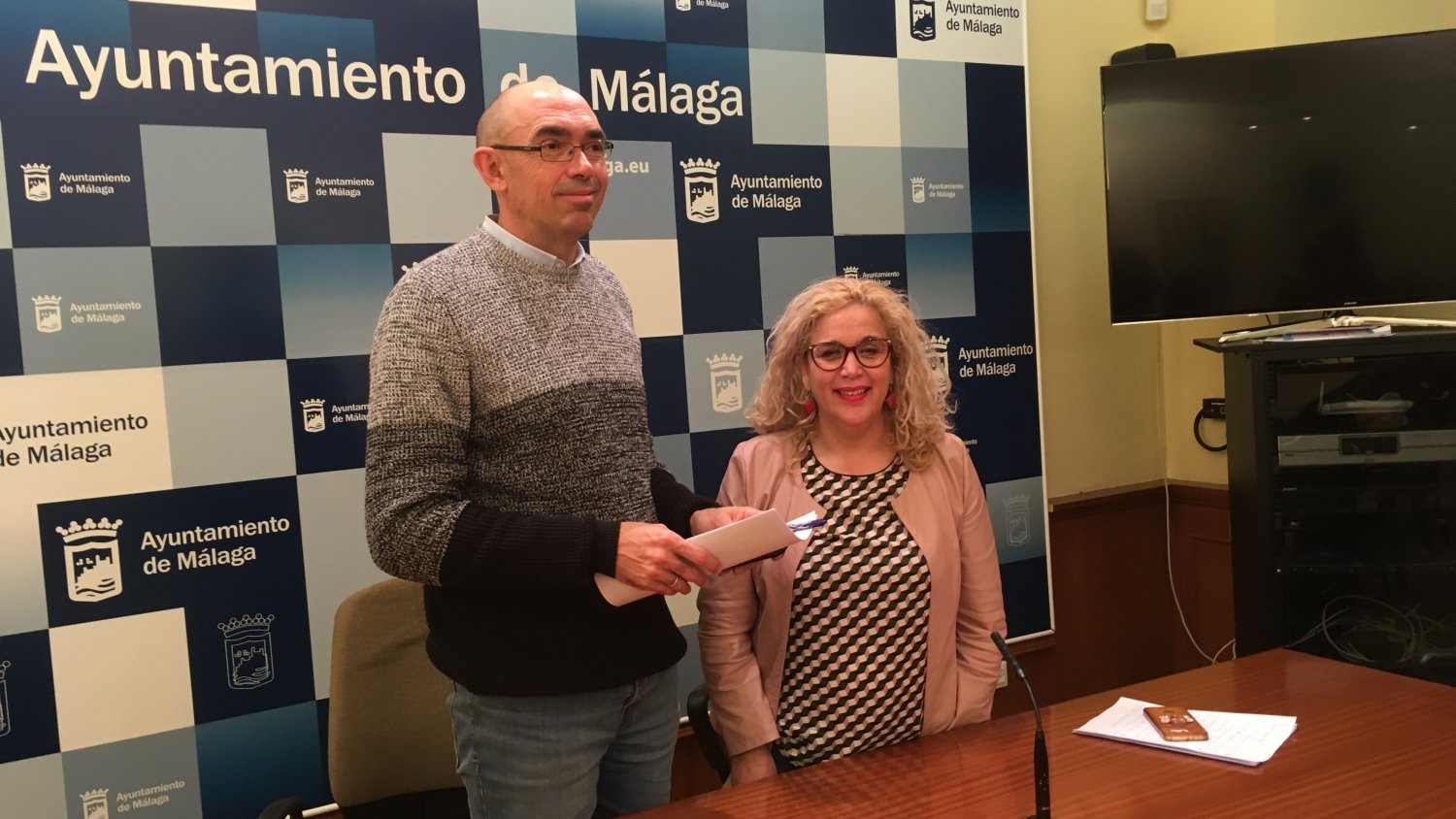Medidas  para atender a personas mayores que viven solas en la capital