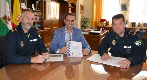 La Policía Local de Rincón de la Victoria presenta un dispositivo de seguridad para la Cabalgata