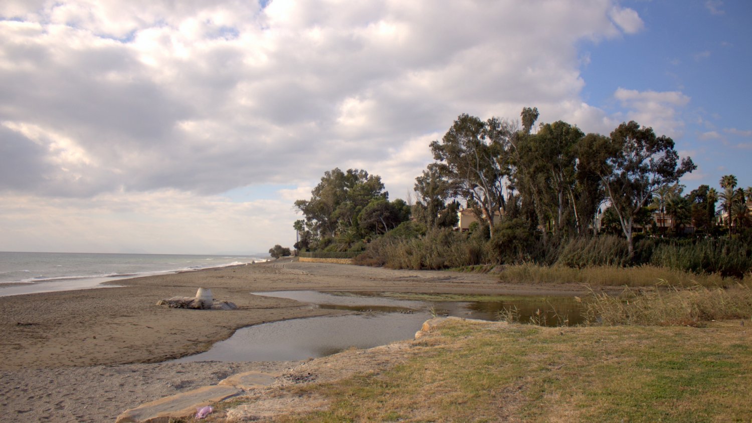 Estepona construirá un puente en arroyo Velerín para ampliar el corredor litoral