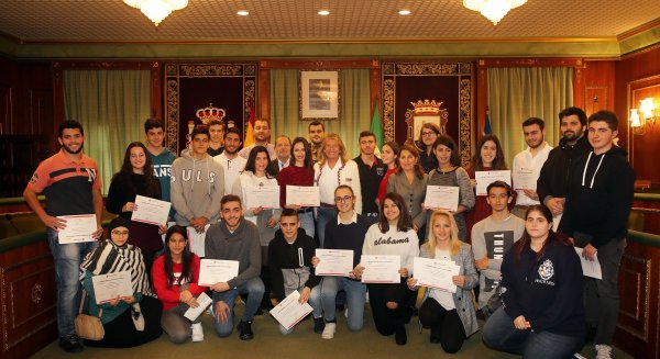 Un total de 35 jóvenes han participado en los cursos impartidos por Cruz Roja