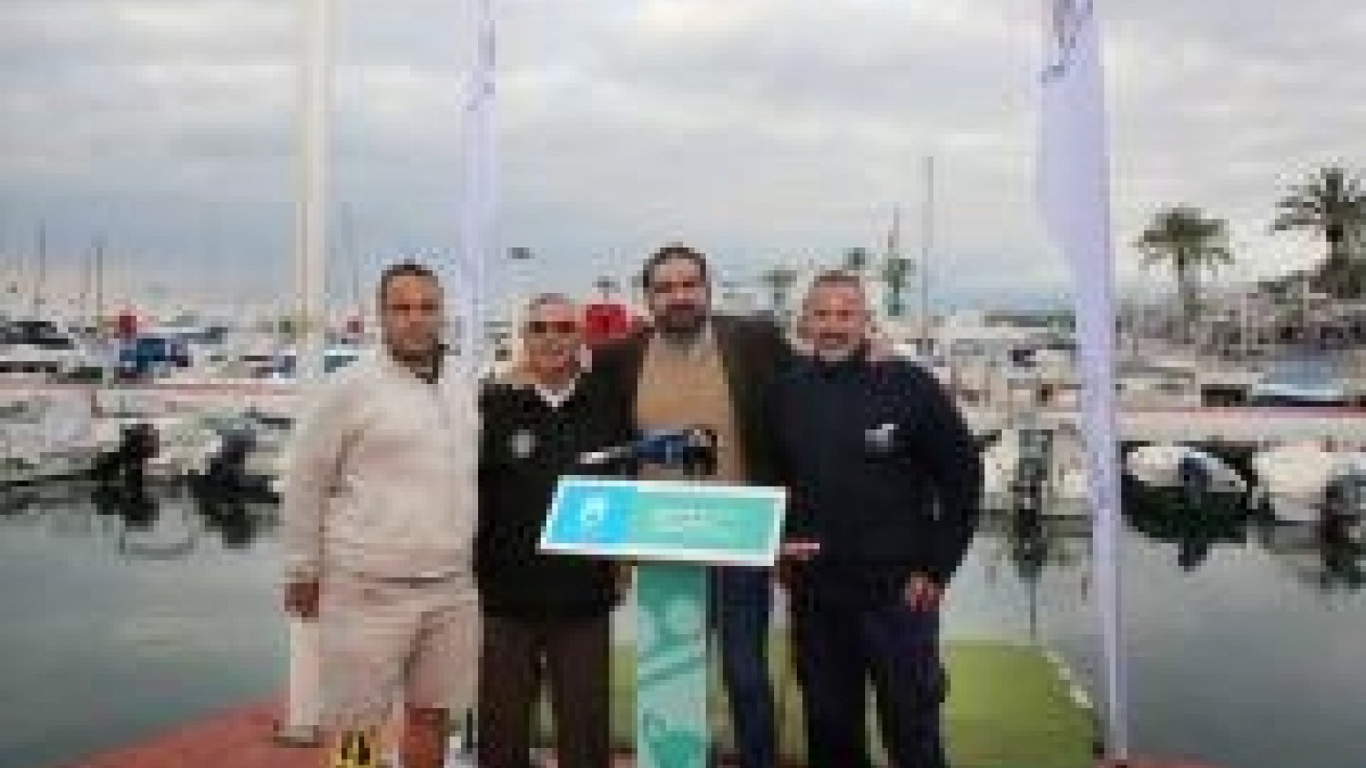 Marbella firma acuerdos de colaboración y patrocinio con el Club de Pesca Deportiva y el Club Kayak de Marbella