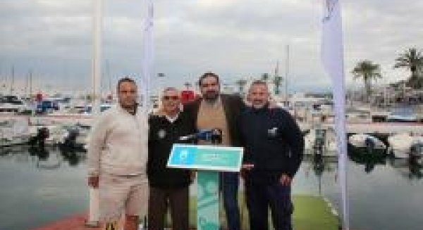 Marbella firma acuerdos de colaboración y patrocinio con el Club de Pesca Deportiva y el Club Kayak de Marbella
