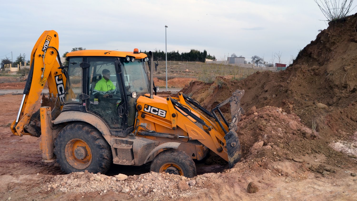 El Ayuntamiento de Campillos inicia las obras de construcción de un vivero municipal de empresas