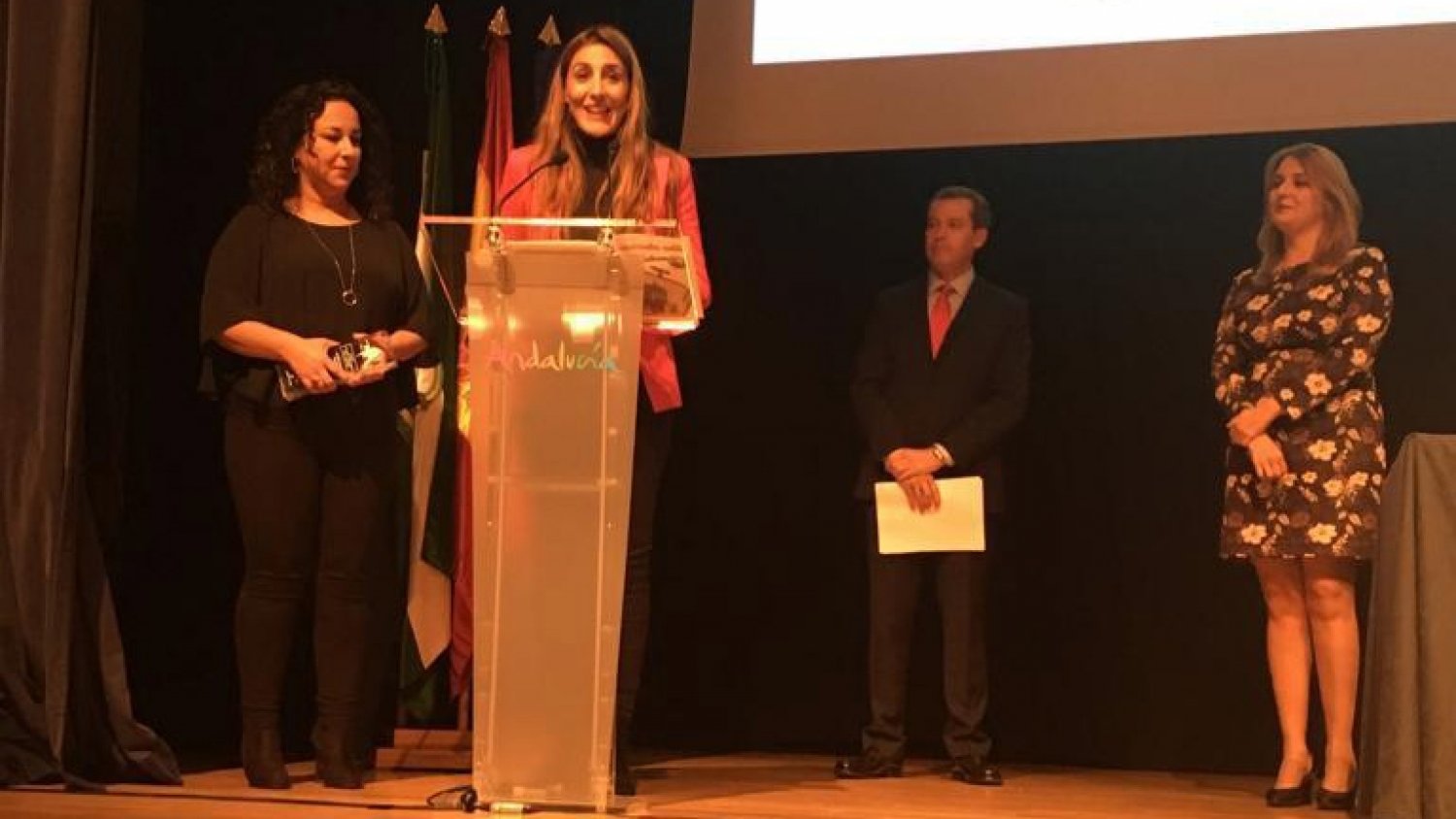 Vélez-Málaga recoge el premio 'Málaga más social' por su implicación con la inclusión de los colectivos vulnerables