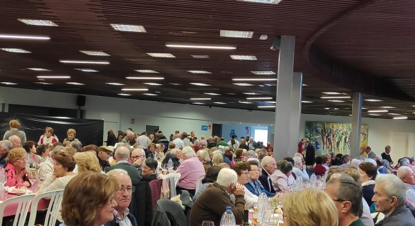El PP de Mijas pide explicaciones a Maldonado por la nefasta organización de la comida navideña de los mayores