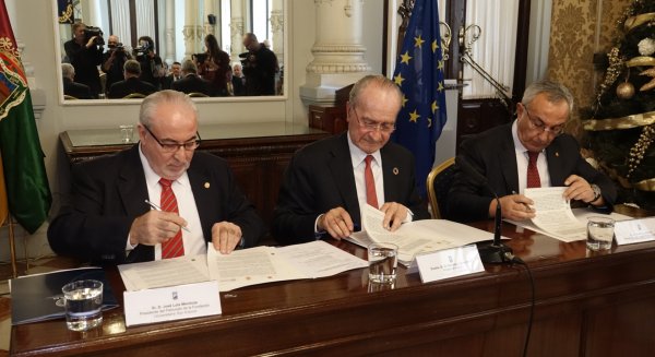 El Ayuntamiento, la UCAM y el COE firman un protocolo de intenciones