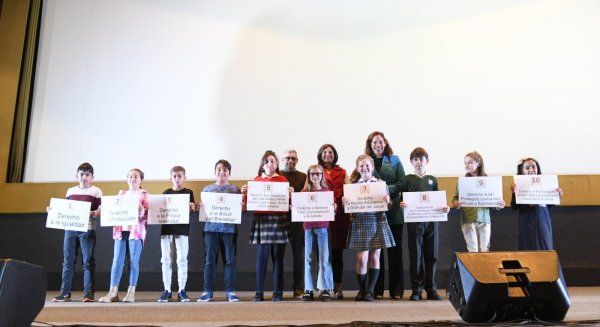 Torremolinos conmemora el ‘Día Internacional de los Derechos de los niños y las niñas’