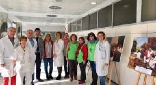 El Hospital Virgen de la Victoria acoge estos días la exposición ‘El Arte de Vivir’