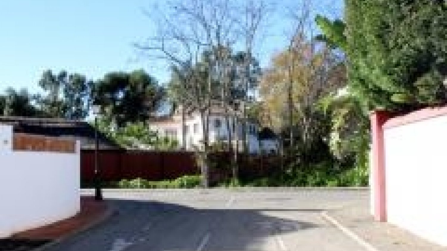 Estepona licita las obras para conectar con un vial las zonas de Casasola y Atalaya