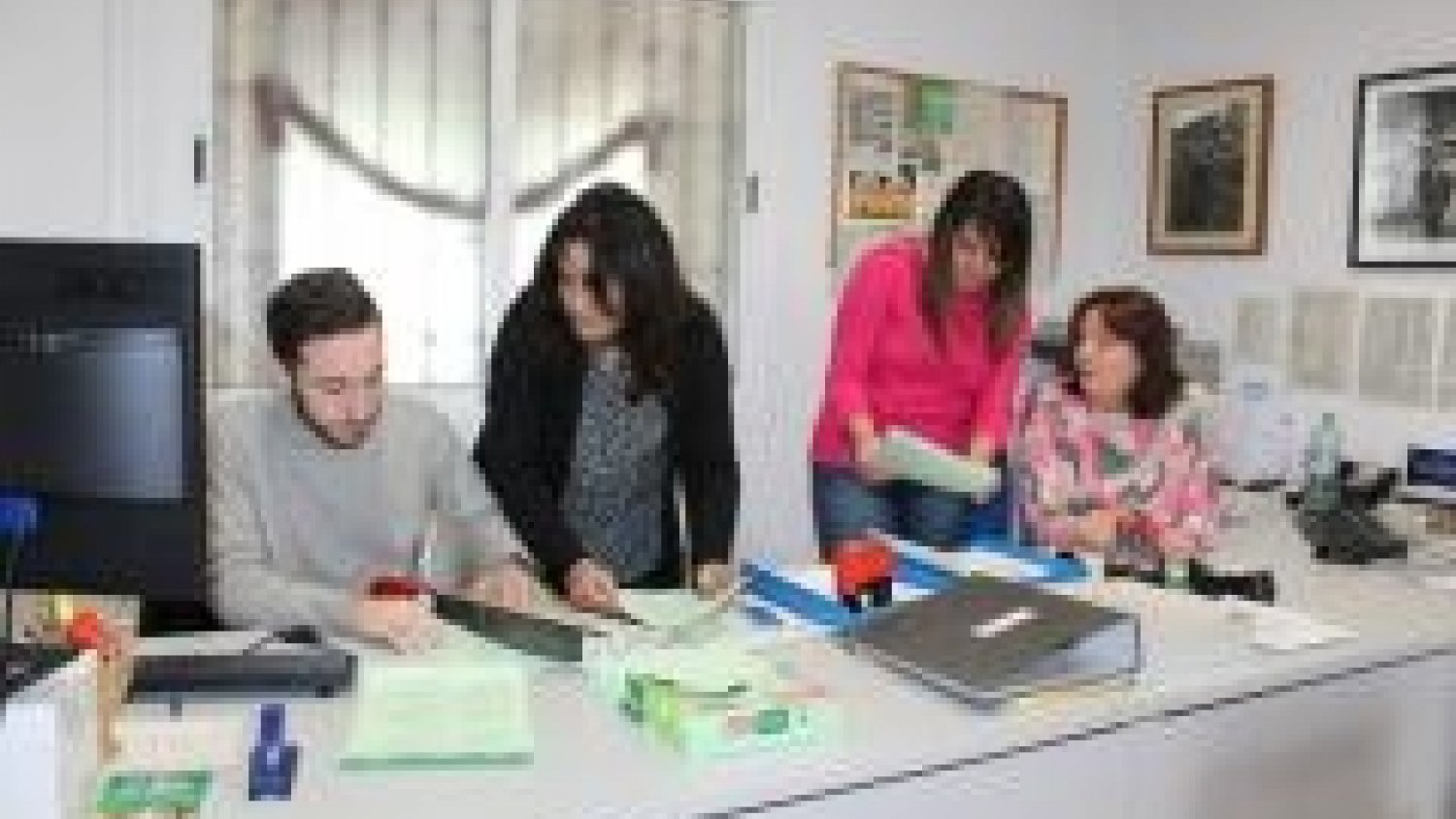 Tercera Edad abre la inscripción para la tradicional Comida de Navidad de mayores