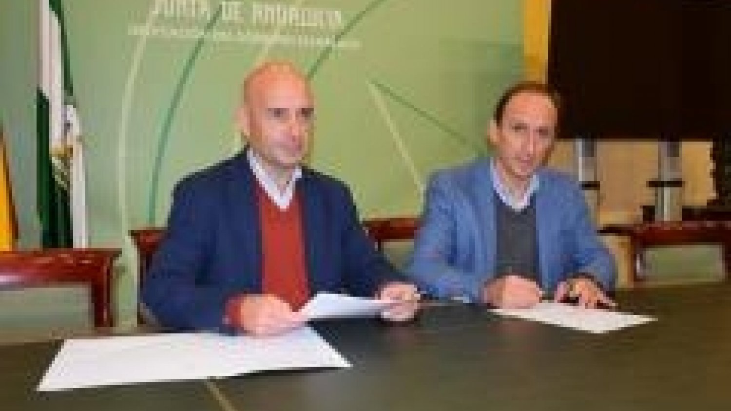 La Junta entrega a la cooperativa Trops una ayuda de 724.000 euros para fortalecer a los subtropicales en el mercado