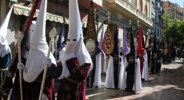 La Agrupación de Cofradías aprueba los horarios e itinerarios procesionales para la Semana Santa de 2019