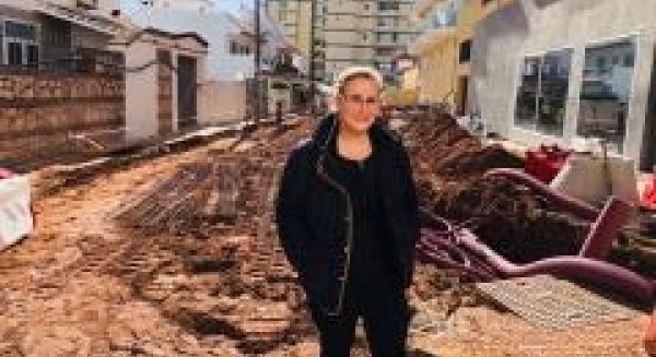 El Ayuntamiento de Fuengirola lleva a cabo la mejora de la accesibilidad de calle Granada