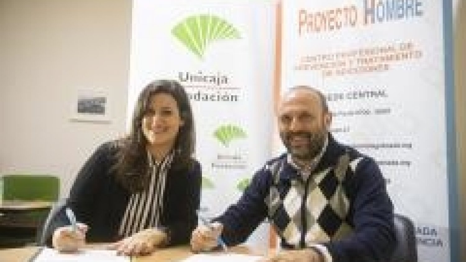 Fundación Unicaja respalda a Proyecto Hombre Granada
