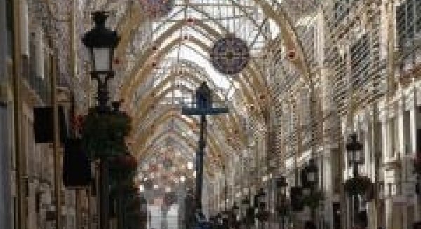 Los árboles de la Constitución y la Marina novedades en la decoración luminosa de Navidad