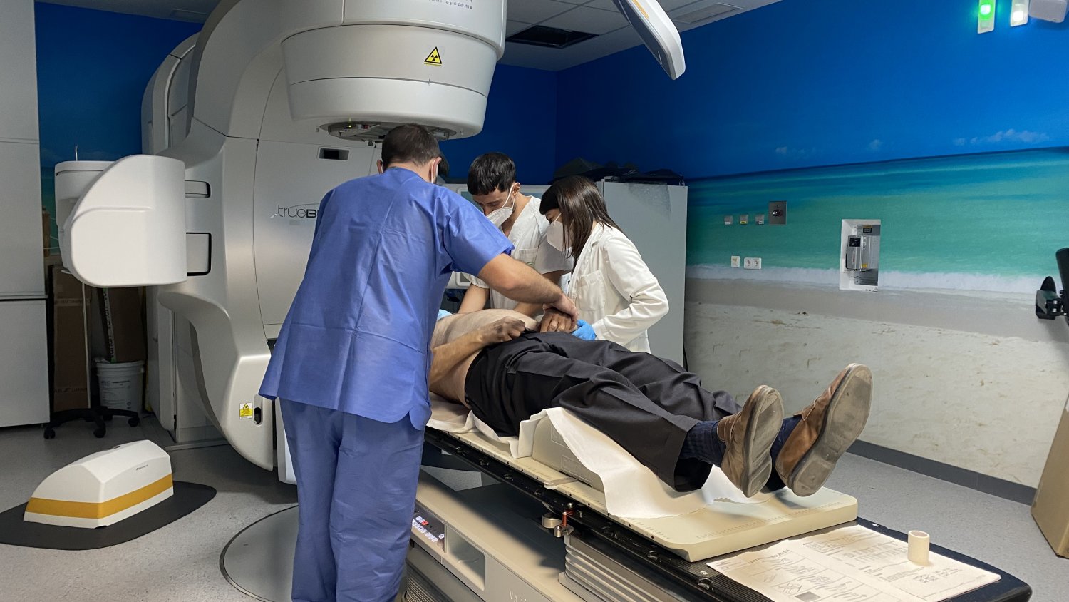 El Hospital Regional inicia dos técnicas de radioterapia para abordar tumores de mama y de pulmón