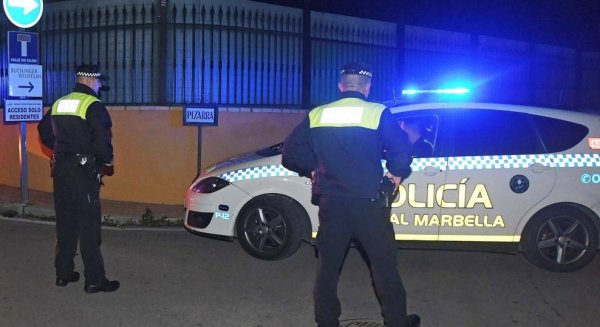 Un hombre muere asesinado a tiros en Marbella