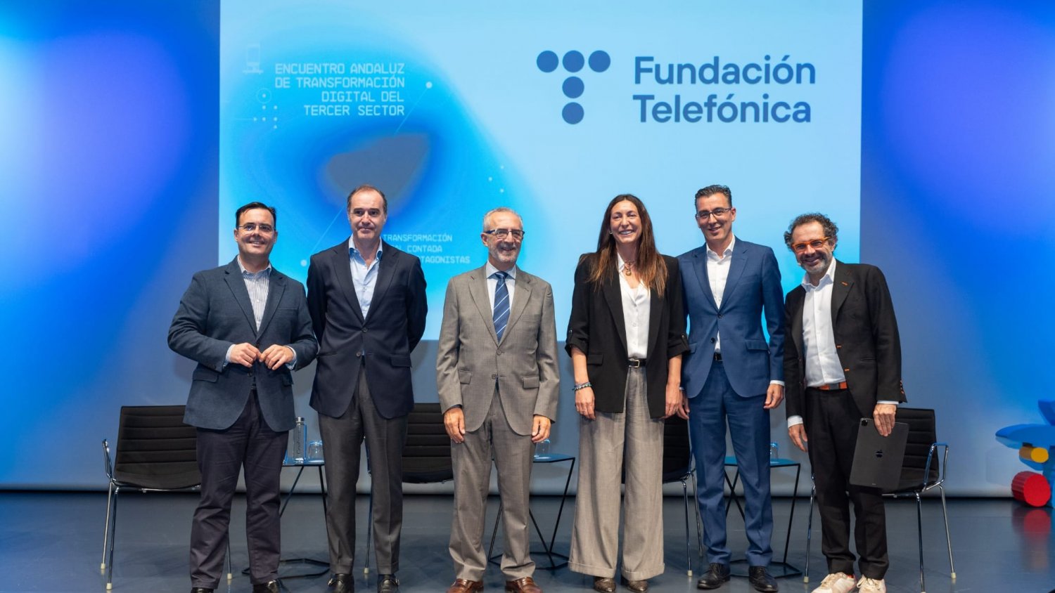 Loles López aboga por la digitalización de los servicios sociales