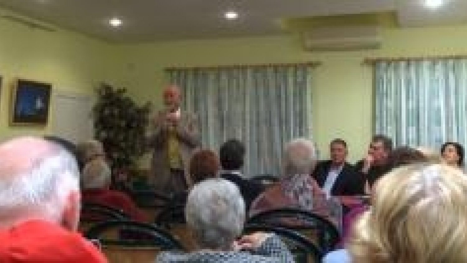 El PP de Mijas denuncia el boicot que el tripartito está ejerciendo para que los extranjeros puedan votar