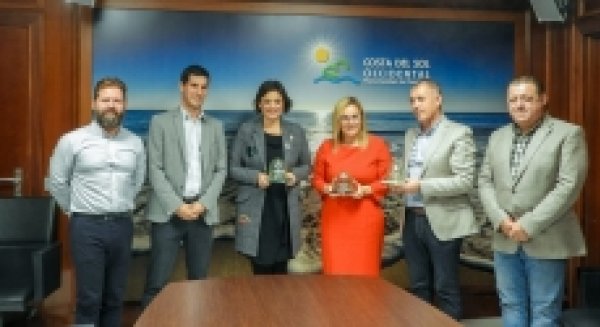 Fuengirola, Manilva y Casares, premio “iglú verde” por sus altos niveles de recogida de vidrio