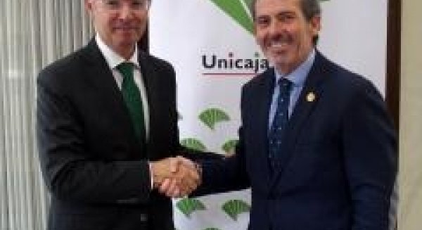 Unicaja Banco ofrece financiación ventajosa a más de 6.500 abogados colegiados de la provincia