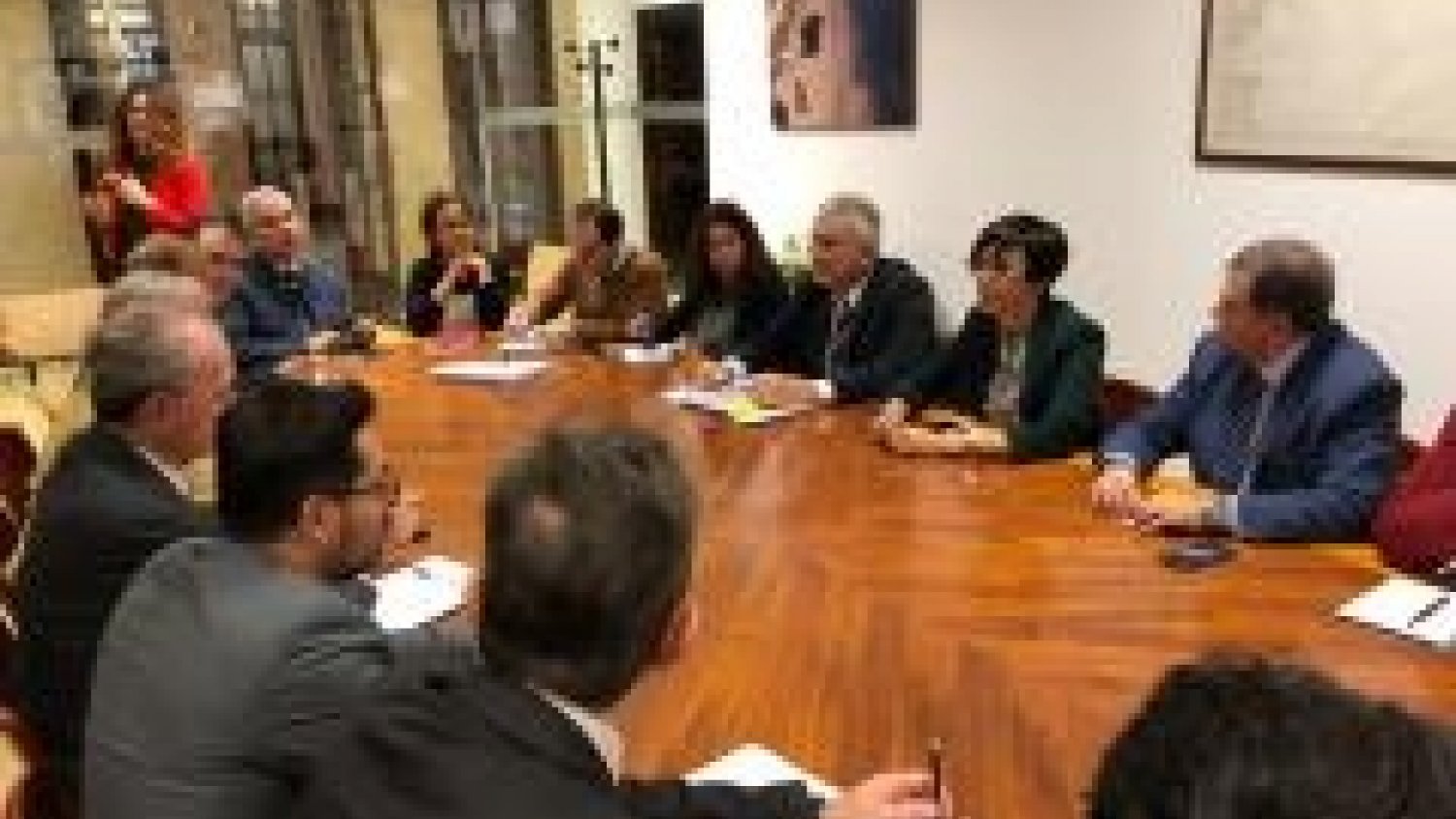Reunión conjunta entre la Subdelegación del Gobierno, el Ayuntamiento y la Junta de Andalucía para avanzar sobre el Parque Marítimo de los Baños del Carmen