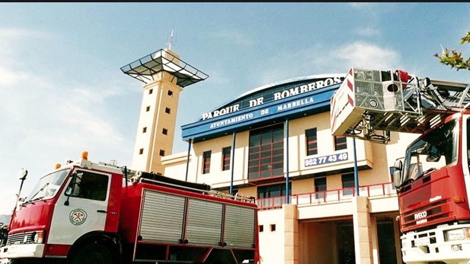 Bomberos rescatan a dos jóvenes extranjeros que se habían perdido en Sierra Blanca