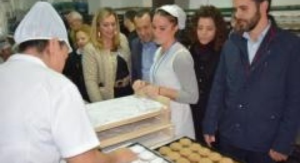 Ruiz Espejo afirma que Susana Díaz apuesta por convertir Antequera en el gran centro logístico y de tecnología ferroviaria de Andalucía