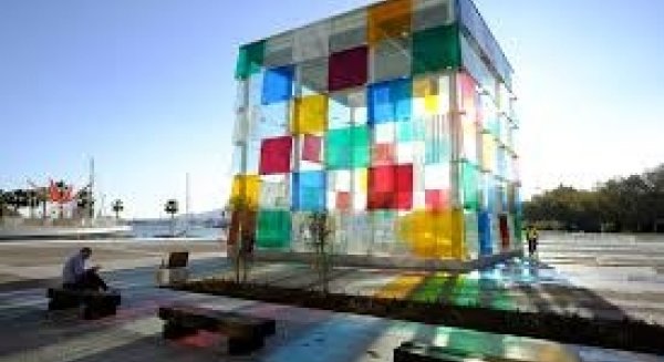 El Centre Pompidou Málaga se sumerge en el mundo de la estructura hinchable en su nueva exposición temporal