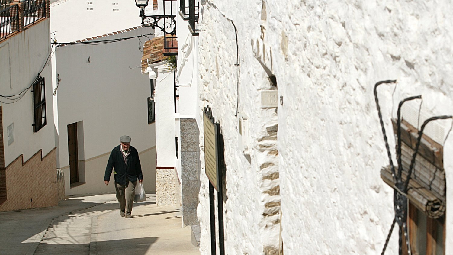 Las mejora del alumbrado y del alcantarillado, prioridades de las inversiones de la Diputación en los municipios en 2019