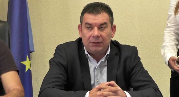 Hallan muerto al alcalde de El Borge en una finca familiar