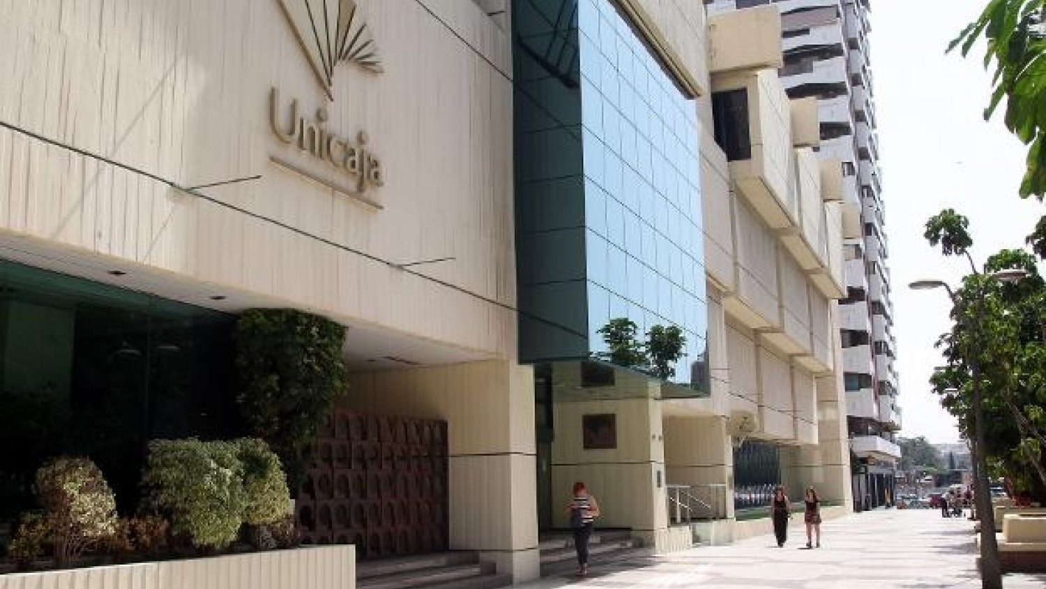 El Grupo Unicaja Banco obtiene un beneficio neto de 142 millones en los nueve primeros meses, un 18,4% más