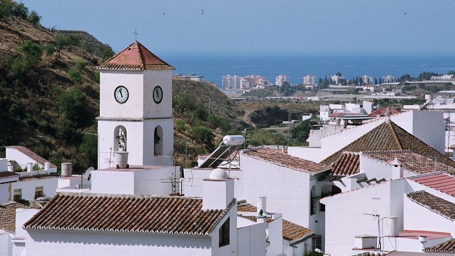 Detienen a cinco jóvenes por continuas peleas y robos violentos en Algarrobo
