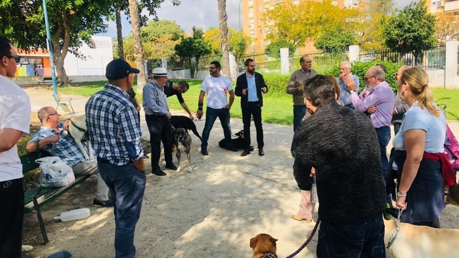 Daniel Pérez reclama medidas concretas para transformar Málaga en 'ciudad amiga de los animales'