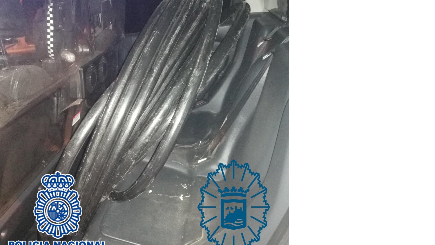 Detienen a cuatro personas tras sustraer 100 metros de cableado de telecomunicaciones en la carretera Campanillas-Colmenarejo