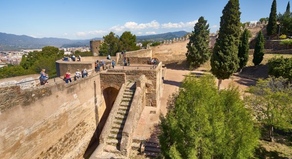 La Comisión de Patrimonio autoriza el arreglo del camino de acceso al Castillo de Gibralfaro