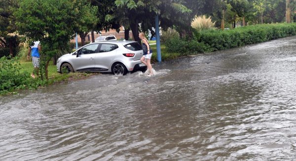 Buscan a un británico de 73 años desaparecido en Coín tras las inundaciones