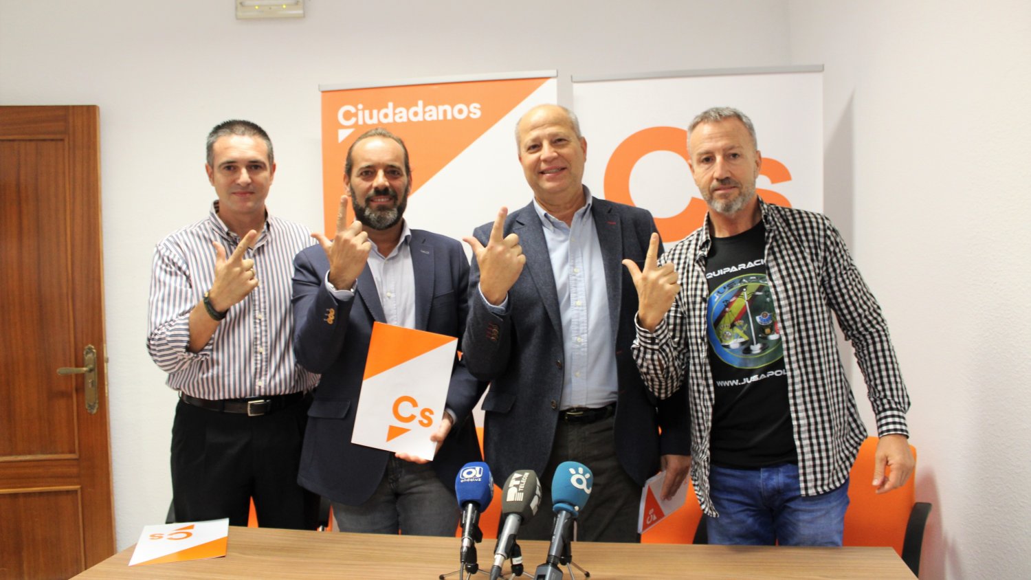 Ciudadanos recuerda a Pedro Sánchez que 3.000 agentes en Málaga siguen a la espera de la equiparación salarial