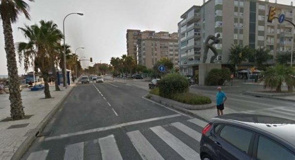 Buscan a un conductor fugado tras un atropello muy grave en Huelin