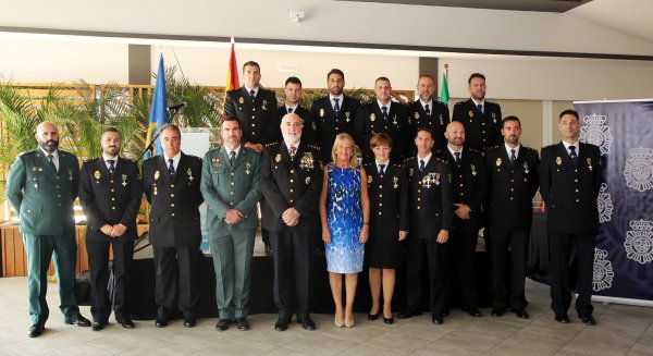 Ángeles Muñoz destaca la “estrechísima colaboración” entre la Policía Nacional y la Local para “que Marbella sea una ciudad envidiable”
