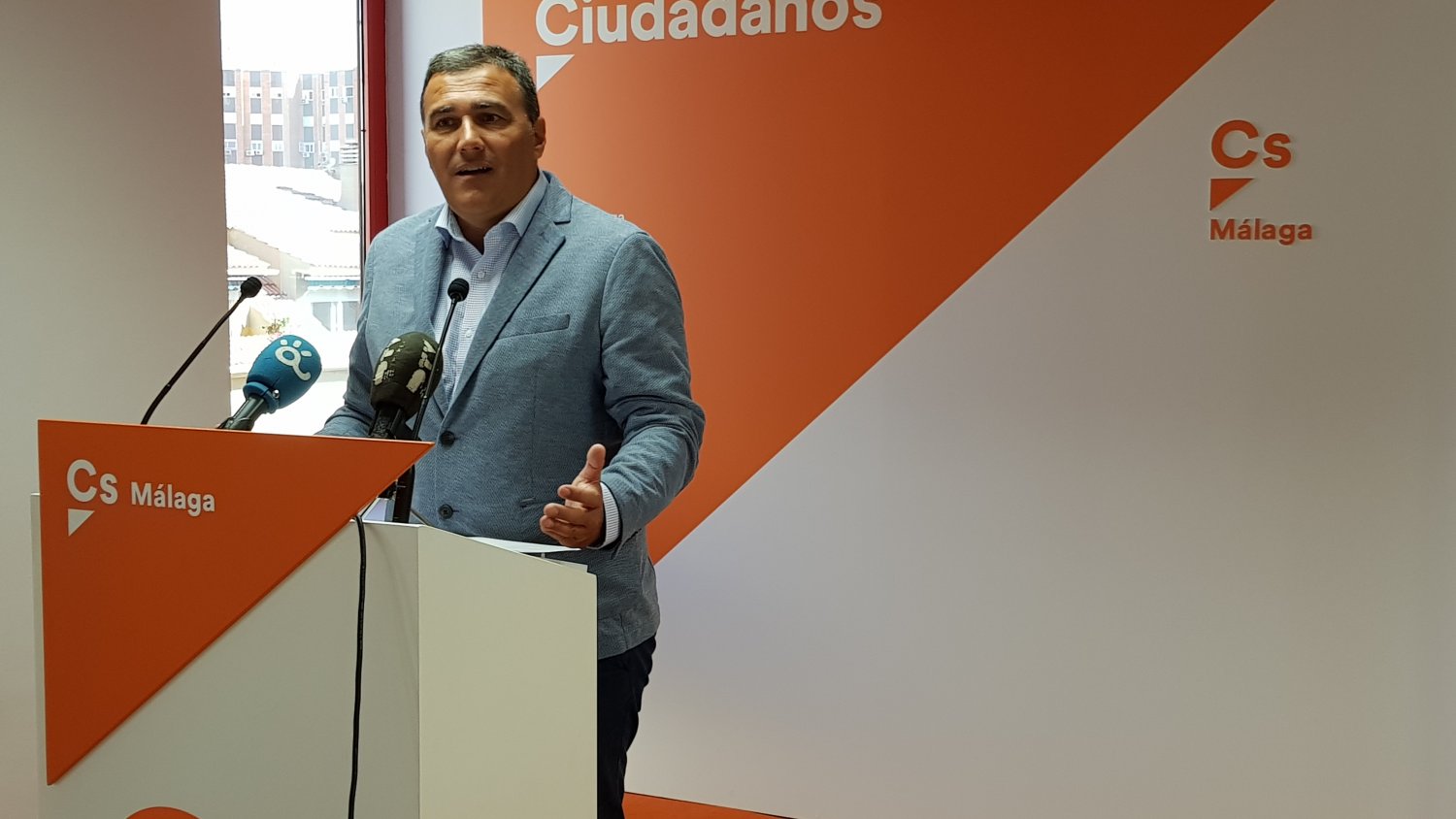 Ciudadanos reitera su compromiso para que los gobiernos del bipartidismo inviertan de una vez en kilómetros de autovía para Ronda