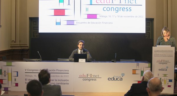 El Proyecto Edufinet de Unicaja clausura el V Congreso de Educación Financiera con más de 350 inscritos