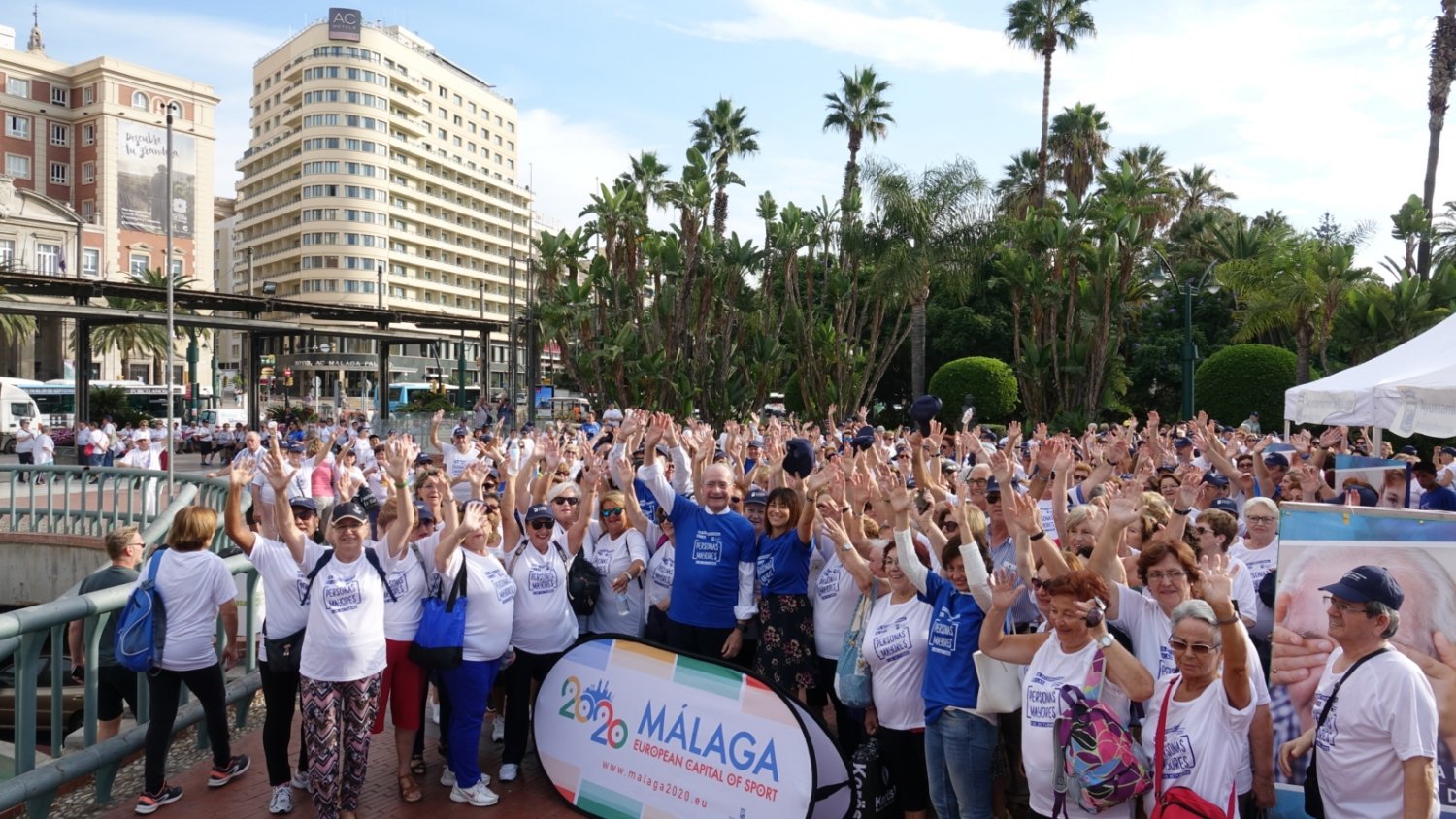Una marcha saludable y un homenaje y baile con orquesta, actividades para celebrar el Día Internacional de las Personas Mayores