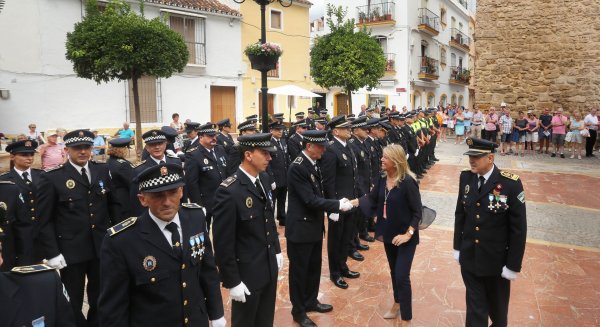 Ángeles Muñoz resalta en el Día de la Policía Local que la seguridad “volverá a contar con un importante esfuerzo presupuestario en 2019”