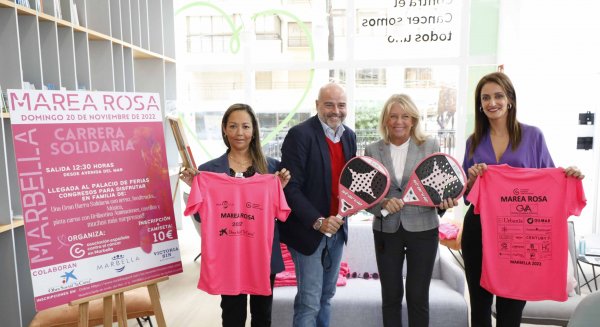 Marbella respalda una nueva edición de la carrera solidaria Marea Rosa de la AECC